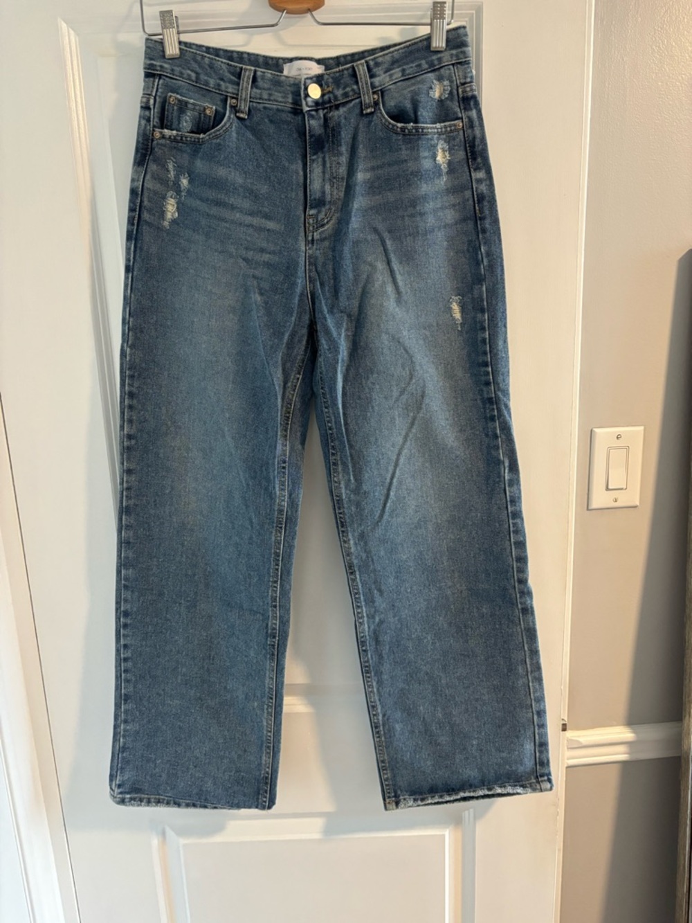 OAK + FORT Relaxed Straight-Leg Jeans in Faded Blue